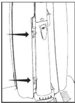 CleanMax Zoom ZM-700 - Attaching the Handle to the Vacuum - 1