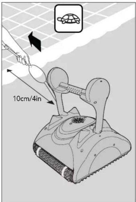 MAYTRONICS Eclipse - Removing the Pool Cleaner from the pool - 3