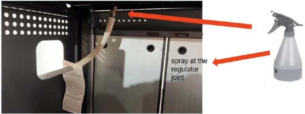 spray at the regulator joint