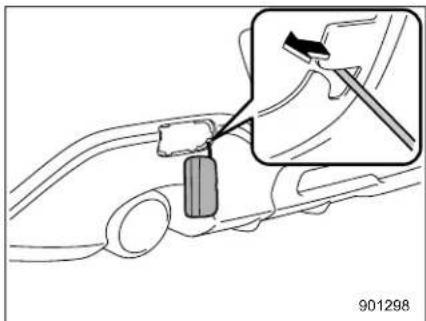 SUBARU BRZ Premium (2025) - Rear towing hook: - 2