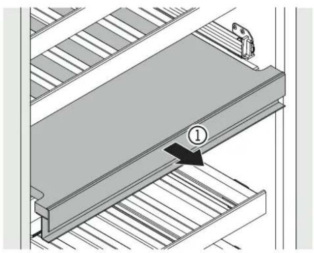 LIEBHERR EWPh 9670 - Removing the serving shelf - 2