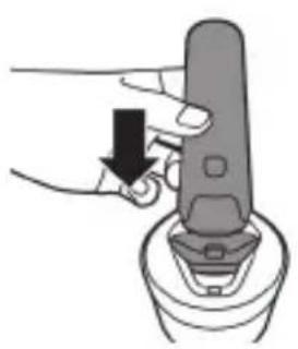 PHILIPS Norelco S9500 - Preparing the Quick Clean Pod for use - 8