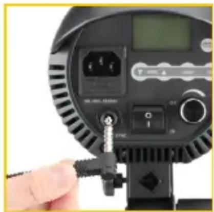Impact VC-500WLN-II - Sync Cord (Optional Accessory) - 1