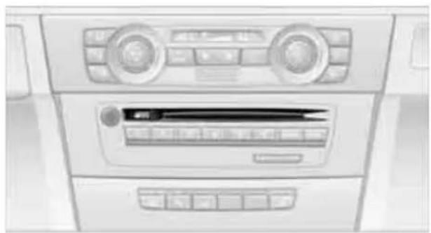 BMW M3 Sedan (2009) - CD player and CD changer\* - 1