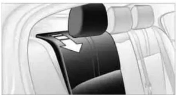 BMW M3 Sedan (2009) - Opening - 4
