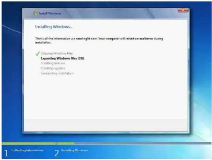 Installing Windows... That's all the information we need right now. Your computer will restart several times during installation. ✓ Copying Windows files Expanding Windows files (8%) Installing features Installing updates Completing installation