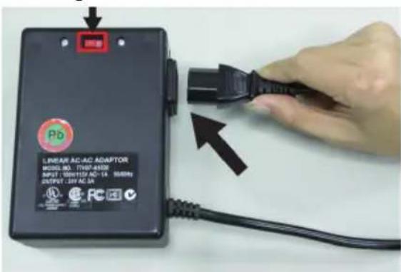 Linear AC-AC ADAPTOR MODEL NO. 17104-8428 INPUT : 500V/15W AC-14: 560MHz OUTPUT : 39V AC-5A