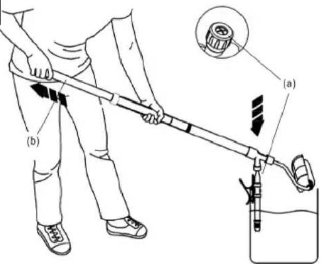 Bort BFR-100 - FILLING THE HANDY PAINT ROLLER WITH PAINT - 4