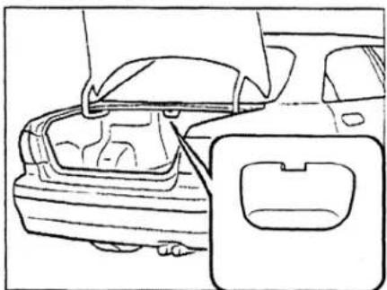 MAZDA Millenia (2001) - Trunk Light - 1