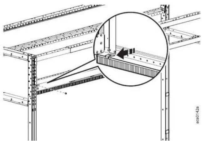 APC FS-AC-8001-U - Row length brush installation - 4