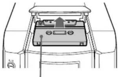 SONY MHC-GS100 - Loading a tape - 1