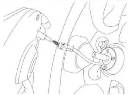 ALPINE HCE-TCAM1-WRA - Installing the Spare Tire - 3