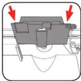 Ozito TCS-115 - Fitting the blade guard - 5