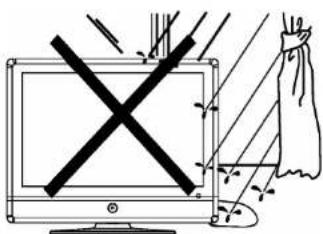 Diagram showing a computer monitor with a 'X' symbol crossed out by lines, and a hand holding a cloth near it.