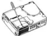 HITACHI CP-X385W - Replacing the lamp - 3