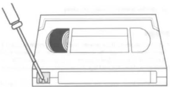 HITACHI VT-M272A - Safety Tabs Prevent Erasure - 1