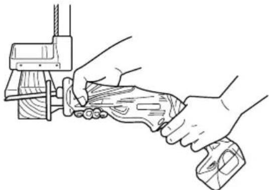 HITACHI CJ 10DL - Cutting lumber - 1