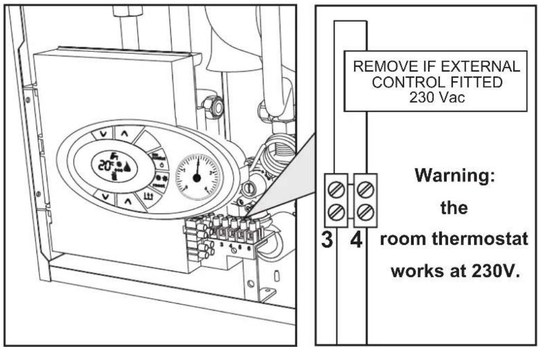 REMOVE IF EXTERNAL CONTROL FITTED 230 Vac Warning: the room thermostat works at 230V.