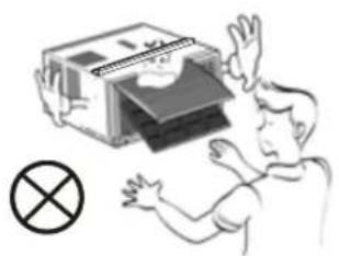 Friedrich Chill CP12G10B - PRECAUCION - 1