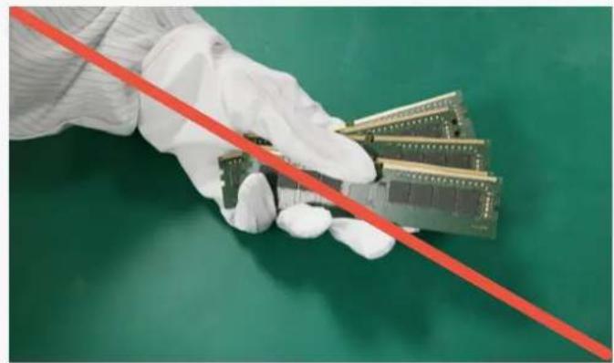 SAMSUNG M386AAG40AM3-CWE - Memory Module Introduction - 11