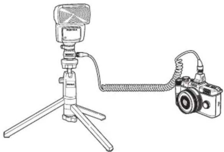 RICOH Q - Connecting an External Flash with an Extension Cord - 1