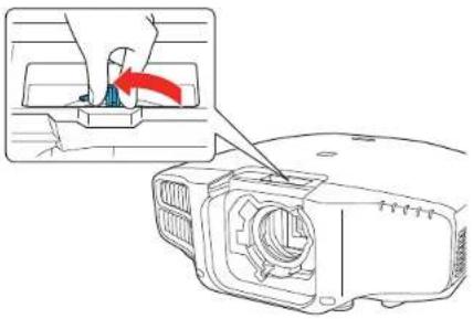 EPSON PowerLite Pro G7500U - AttachingaLens - 3