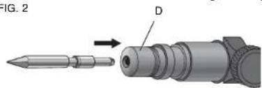 DEWALT D25580 - Inserting and Removing Chisels (fig. 2) - 1