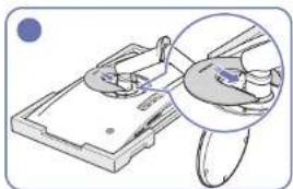 SAMSUNG C24FG73FQE - Attaching the Stand (C\*FG70\* model only) - 4
