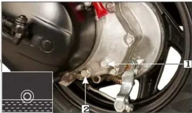HERO Destini 125 (2018) - FINAL DRIVE OIL REPLACEMENT - 1