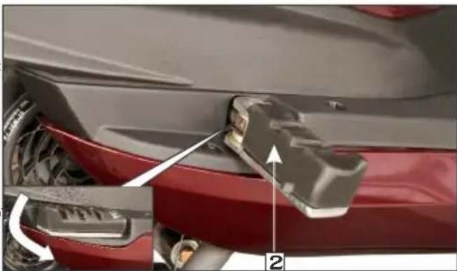 HERO Destini 125 (2018) - Side stand switch/Side stand (Optional in VX &amp; LX models) - 2
