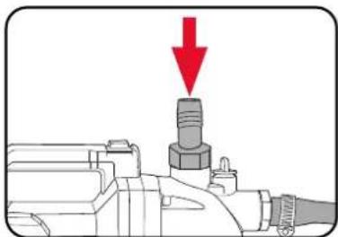 Ozito PXGTPS-0182 - Connecting Hose or Pipe to the Discharge Outlet. - 2