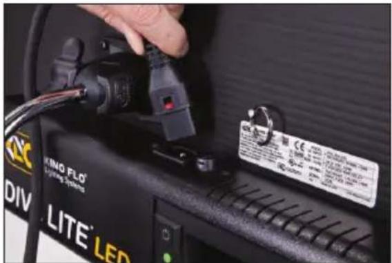 Kino Flo Diva-Lite 20 LED - Power - 1