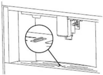 Fisher & Paykel EB60DSX1 - Emptying the drip tray - 1