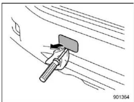 SUBARU Legacy Premium (2024) - Rear towing hook: - 3