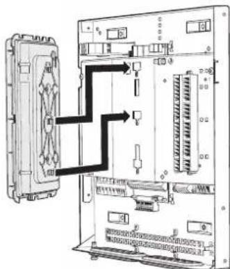 Diagram showing connection between an electronic device and a server rack with labeled ports and connectors