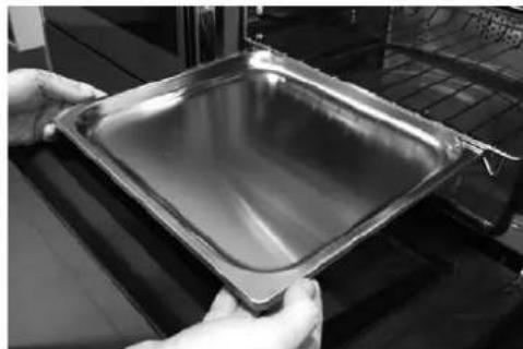 Artusi ACM45X - ASSEMBLING AND DISASSEMBLING THE FLAT GRILL - 2