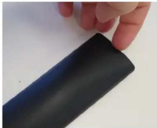BLAUPUNKT BP650USG9500 - How to open back of remote control to replace batteries - 2