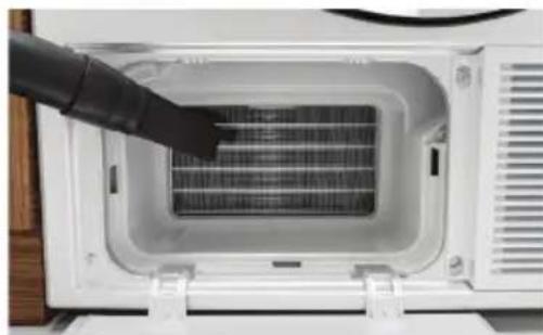 Fisher & Paykel DH9060HG1 - Cleaning the evaporator grid - 1