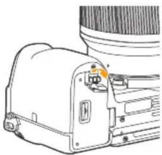 Vello BG-S8 - Attaching the Battery Grip - 3