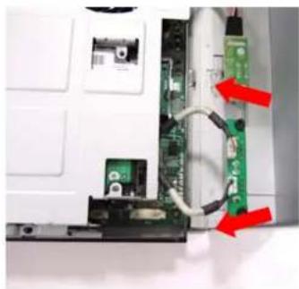 AOPEN DE965 - 4-4-3. Adjust the USB cable to arrange the cable under the supporter. Accord the photo. - 1