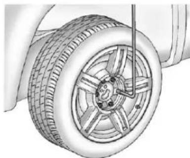 CHEVROLET Colorado (2012) - RemovingtheFlatTireand InstallingtheSpareTire - 3