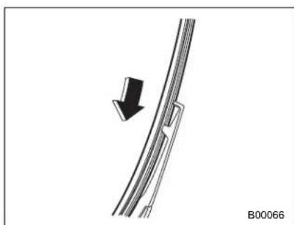 SAAB 9-2X (2006) - ■Rear window wiper blade assembly - 6