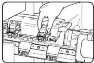 SHARP MX-M700U - ■ Removing a staple jam in the saddle stitch finisher - 4