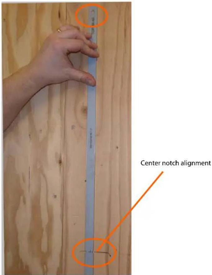 Center notch alignment