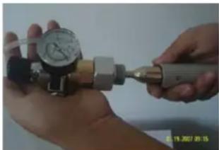 Avanti CB350S-IS - Setting up the gas cartridge - 2