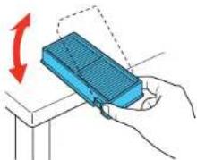 EPSON PowerLite 5025UB - CleaningtheAirFilter - 3