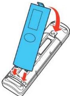 EPSON PowerLite 3500 - ReplacingtheRemoteControlBatteries - 3