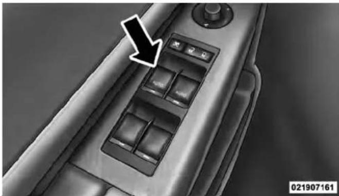 JEEP Grand Cherokee SRT (2010) - THINGSTOKNOWBEFORESTARTINGYOURVEHICLE29 - 1