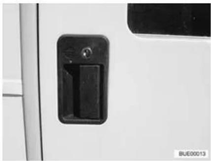 Dethleffs Motorhome Premium Class (2010) - Conversion door, outside - 1