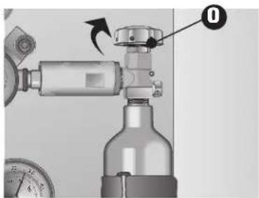 CDA BVB4 - Wash the dispenser as follows: - 16